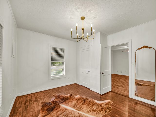 7521 Pawnee Trail, Lake Worth, TX 76135
