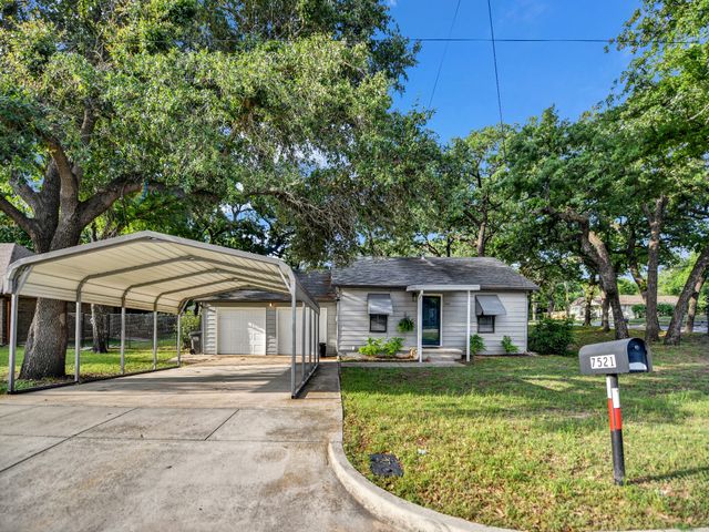 7521 Pawnee Trail, Lake Worth, TX 76135