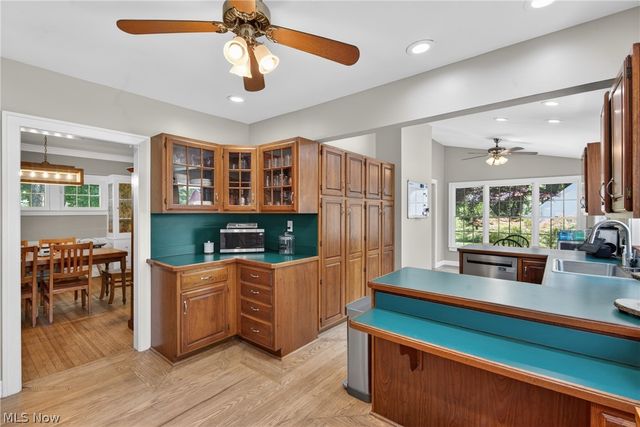 8465 Usher Road, Olmsted Falls, OH 44138
