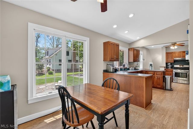 8465 Usher Road, Olmsted Falls, OH 44138