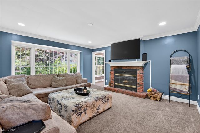 8465 Usher Road, Olmsted Falls, OH 44138