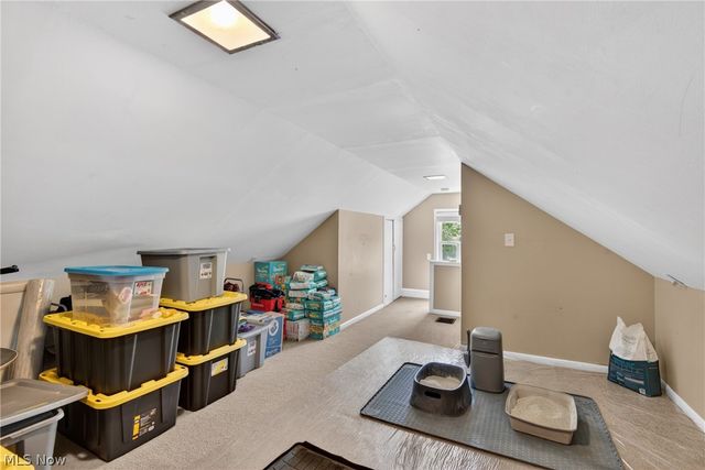 8465 Usher Road, Olmsted Falls, OH 44138