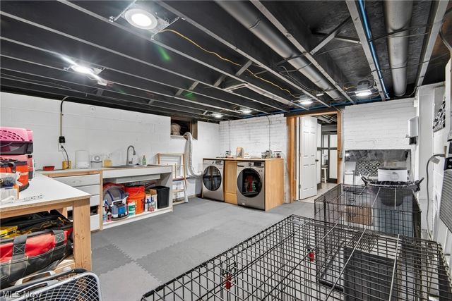 8465 Usher Road, Olmsted Falls, OH 44138