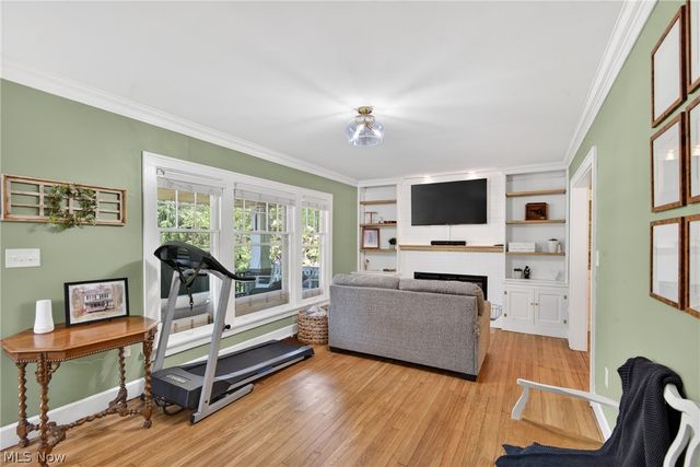 8465 Usher Road, Olmsted Falls, OH 44138