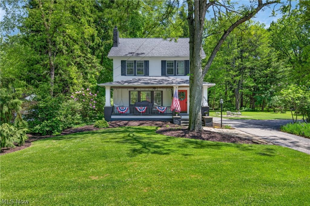 8465 Usher Road, Olmsted Falls, OH 44138