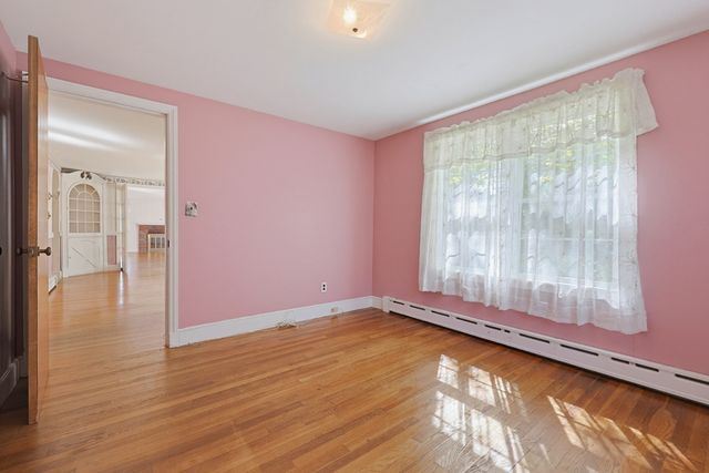 129 Boardman St, Norfolk, MA 02056