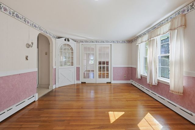 129 Boardman St, Norfolk, MA 02056