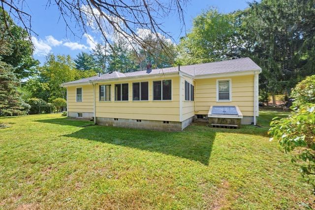 129 Boardman St, Norfolk, MA 02056