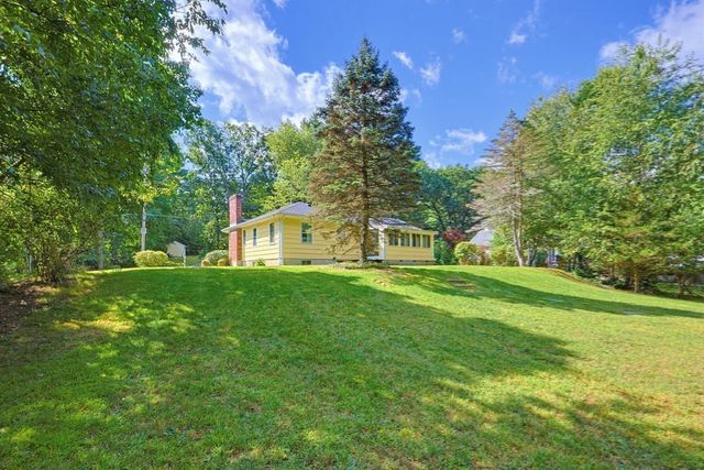 129 Boardman St, Norfolk, MA 02056