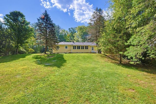 129 Boardman St, Norfolk, MA 02056