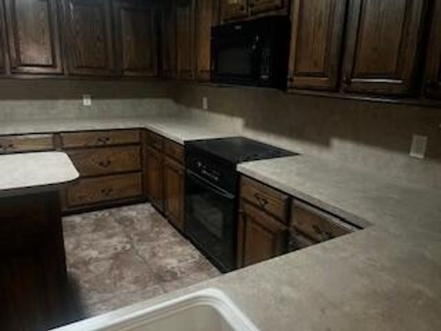 10306 Vicksburg Avenue, Lubbock, TX 79424