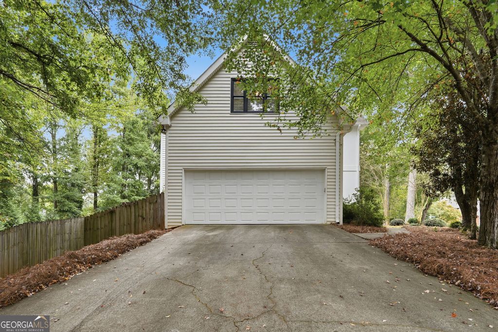 8005 Canter Lane, Alpharetta, GA 30009 — photo 4