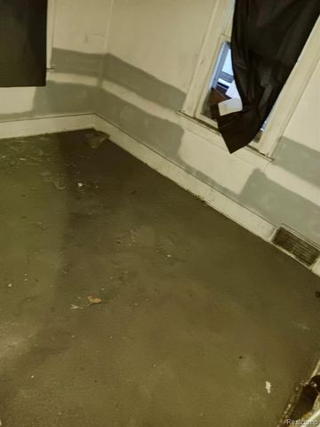 2509 Barth Street, Flint, MI 48504