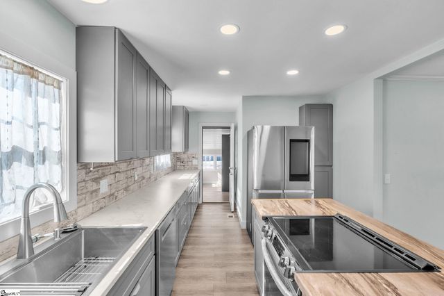 2038 Avant Circle, Anderson, SC 29625