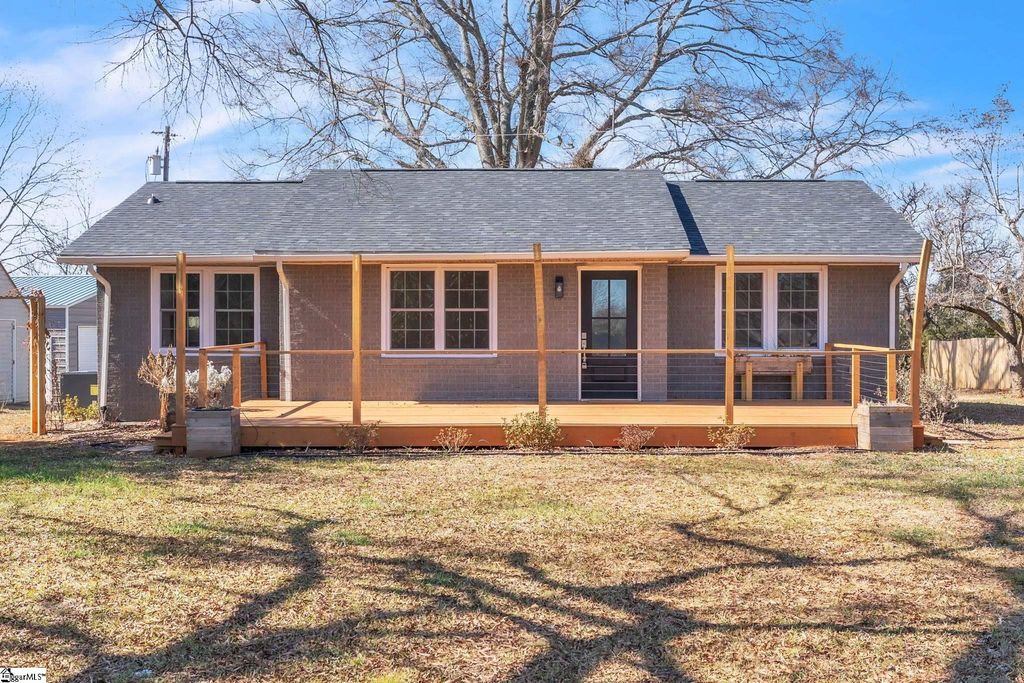 2038 Avant Circle, Anderson, SC 29625