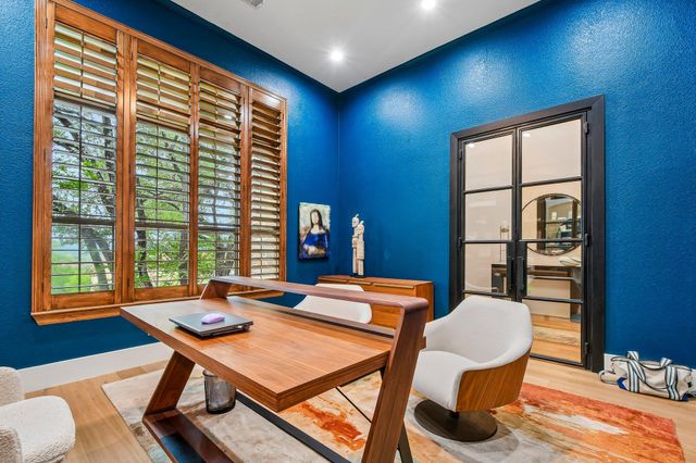 449 Santaluz LN, Austin, TX 78732