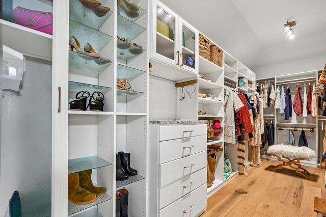 449 Santaluz LN, Austin, TX 78732