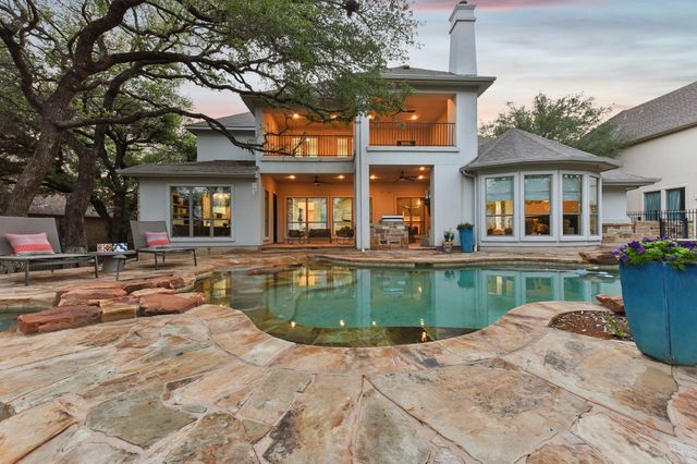 449 Santaluz LN, Austin, TX 78732