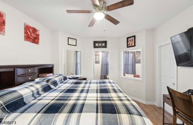 612 Magnolia Ave, Elizabeth City, NJ 07206