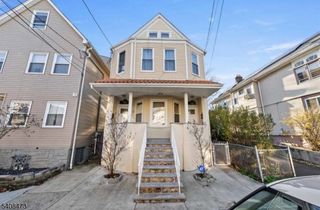 612 Magnolia Ave, Elizabeth City, NJ 07206