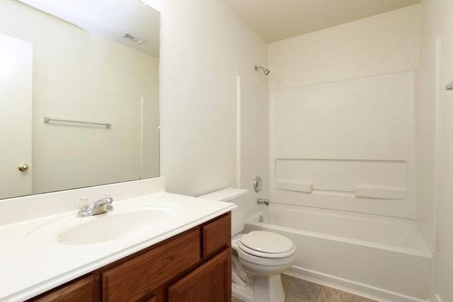 11915 Sanspereil Drive, Houston, TX 77047