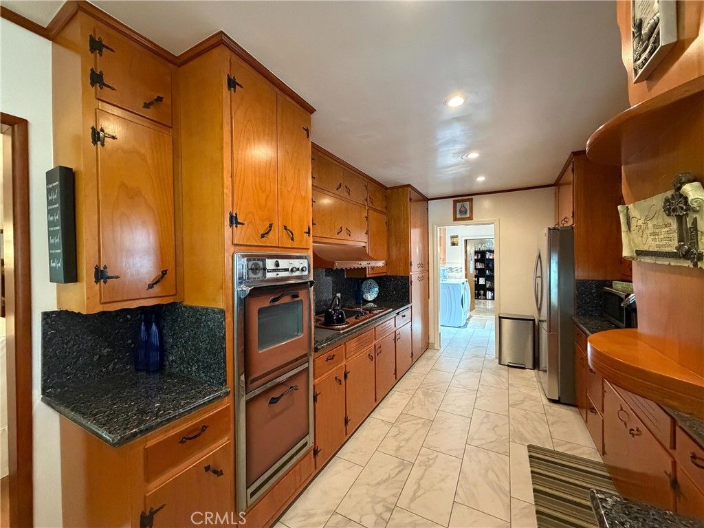 12268 Samoline Avenue, Downey, CA 90242 — photo 5