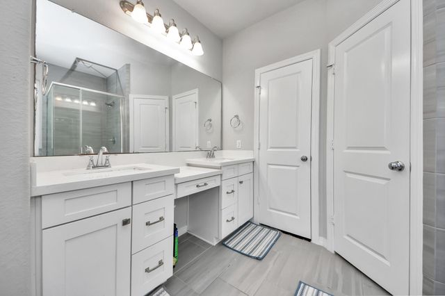 2410 Manor Valley Lane, Sienna Plantation, TX 77459