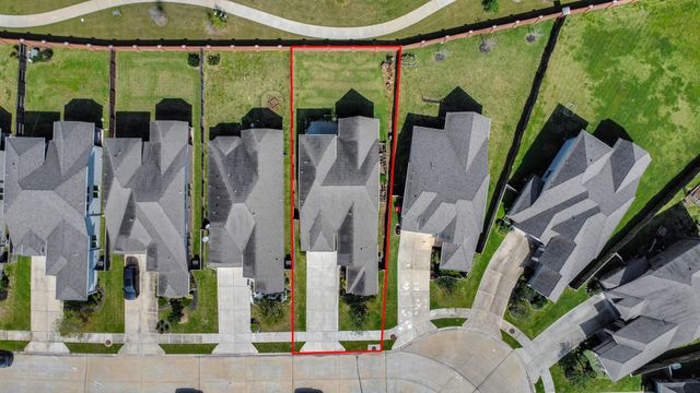 2410 Manor Valley Lane, Sienna Plantation, TX 77459