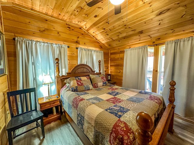 470 Laurel Lake Resort Road, Corbin, KY 40701