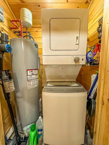 470 Laurel Lake Resort Road, Corbin, KY 40701