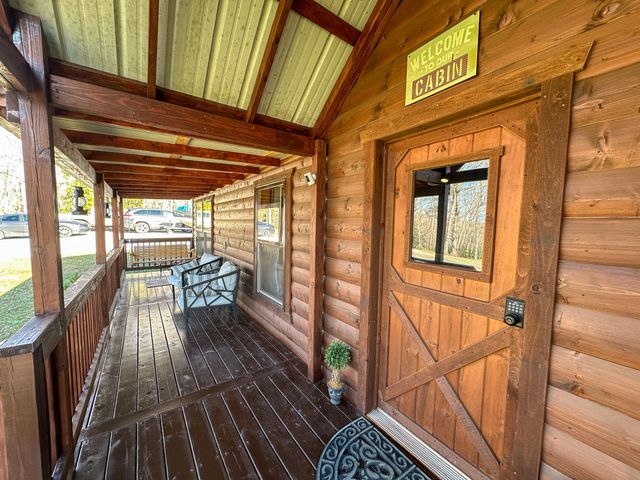 470 Laurel Lake Resort Road, Corbin, KY 40701