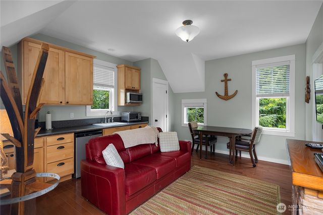 251 Meriweather Street, Pacific Beach, WA 98571