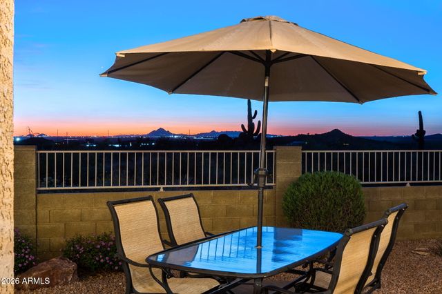 4324 N RANIER Circle, Mesa, AZ 85215