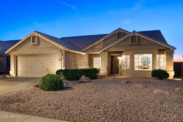 4324 N RANIER Circle, Mesa, AZ 85215