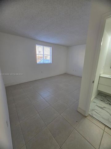14961 SW 82nd Ln 21-104, Miami, FL 33193
