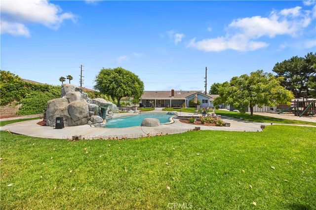 24173 Adams, Murrieta, CA 92562