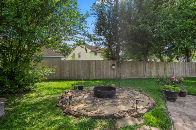 807 Noble Springs Road, Houston, TX 77062