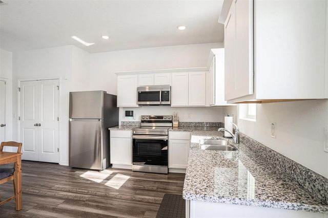 11618 KAYLEIGH COURT, Dade City, FL 33525