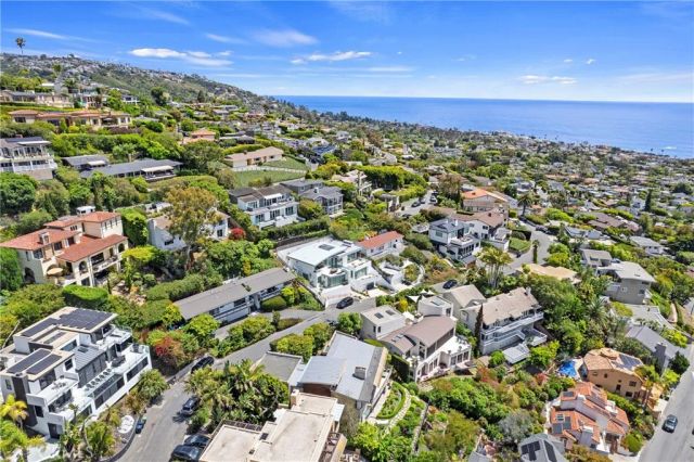 620 Temple Hills Dr, Laguna Beach, CA 92651
