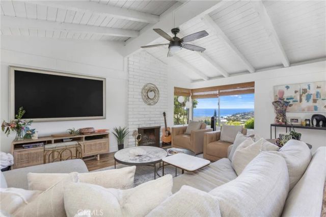 620 Temple Hills Dr, Laguna Beach, CA 92651