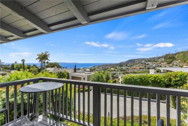 620 Temple Hills Dr, Laguna Beach, CA 92651