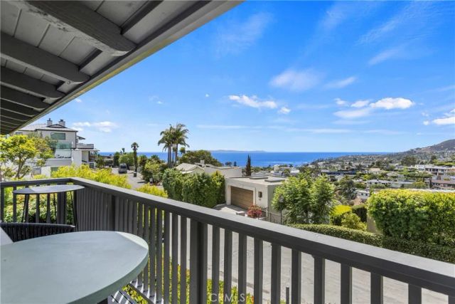 620 Temple Hills Dr, Laguna Beach, CA 92651