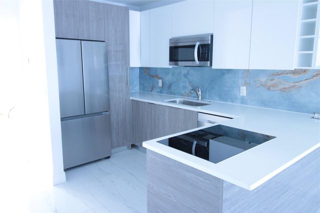 600 Layne Boulevard 119, Hallandale Beach, FL 33009