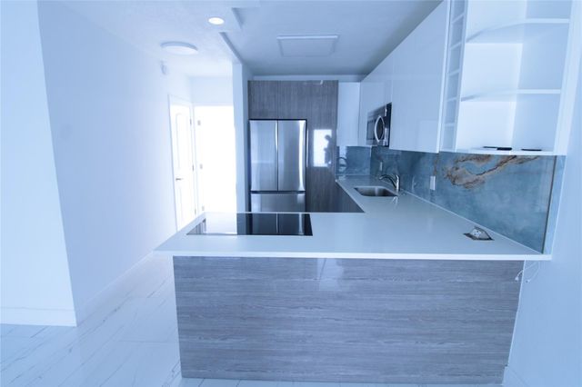 600 Layne Boulevard 119, Hallandale Beach, FL 33009