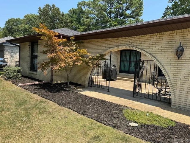 2316 Indian Trail Street, Jonesboro, AR 72401