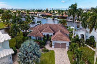 136 Shorecrest CT, Marco Island, FL 34145