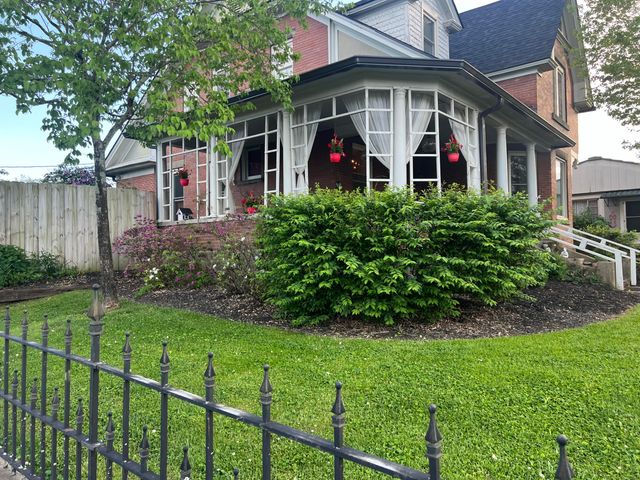 202 Black Street, Barbourville, KY 40906