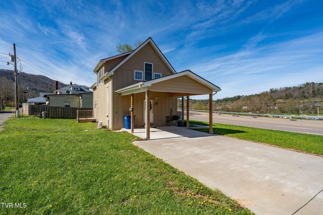 250 North Shady Street, Mountain City, TN 37683