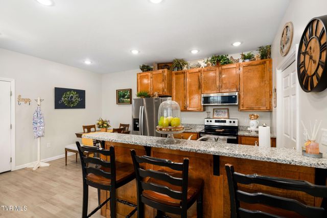 250 North Shady Street, Mountain City, TN 37683