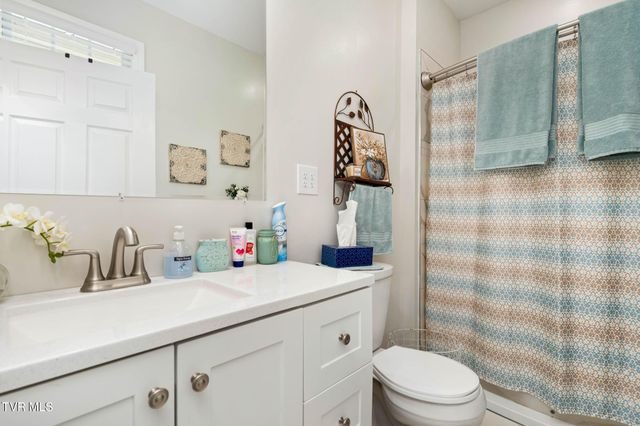 250 North Shady Street, Mountain City, TN 37683